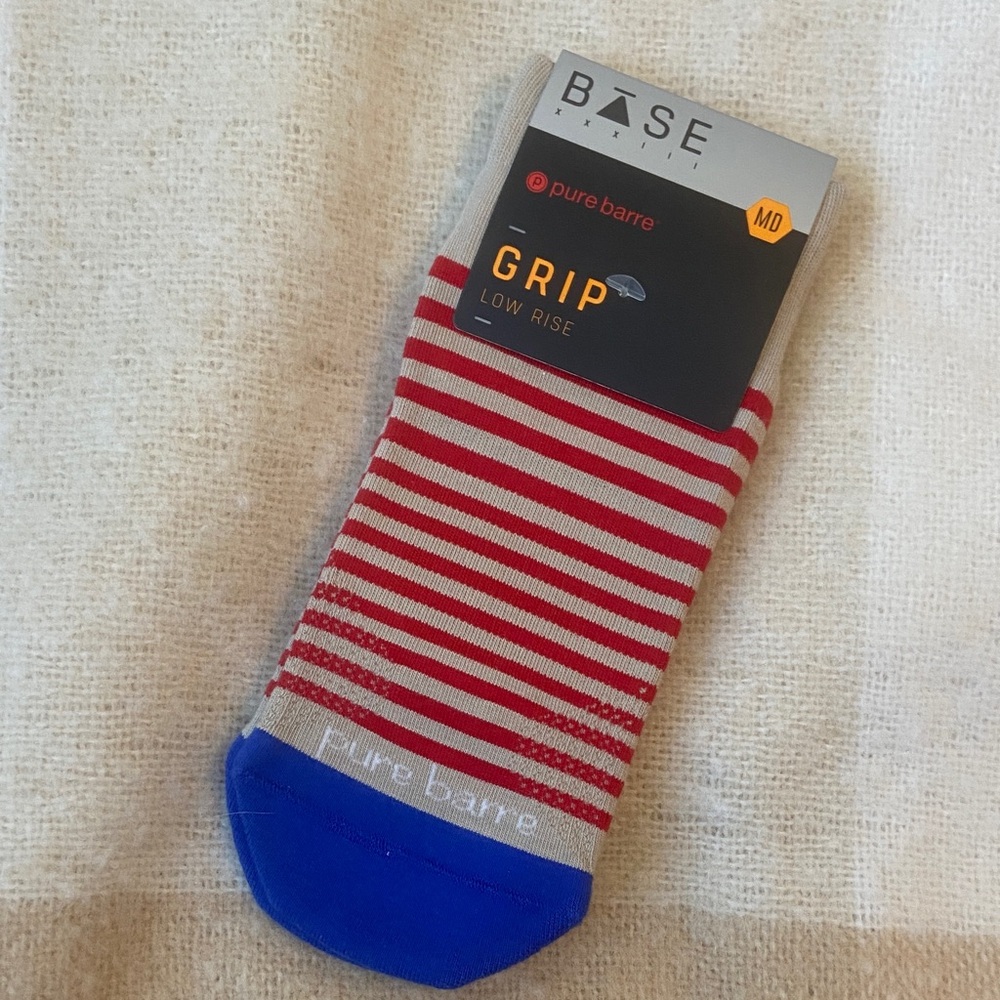 Pure Barre Base 33 Low Rise Grip Socks in Tan Red Stripe - Medium